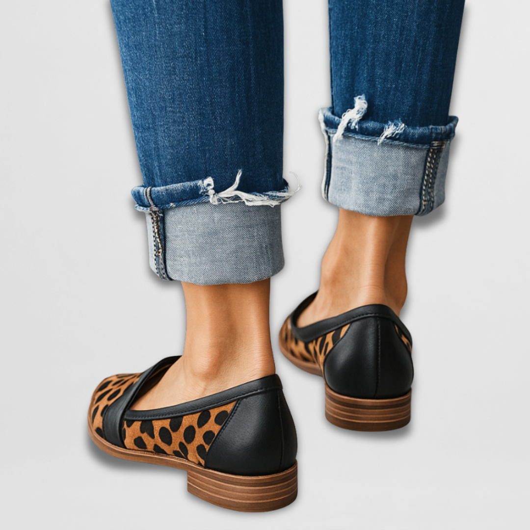 Nadia – Stylish Suede Loafers