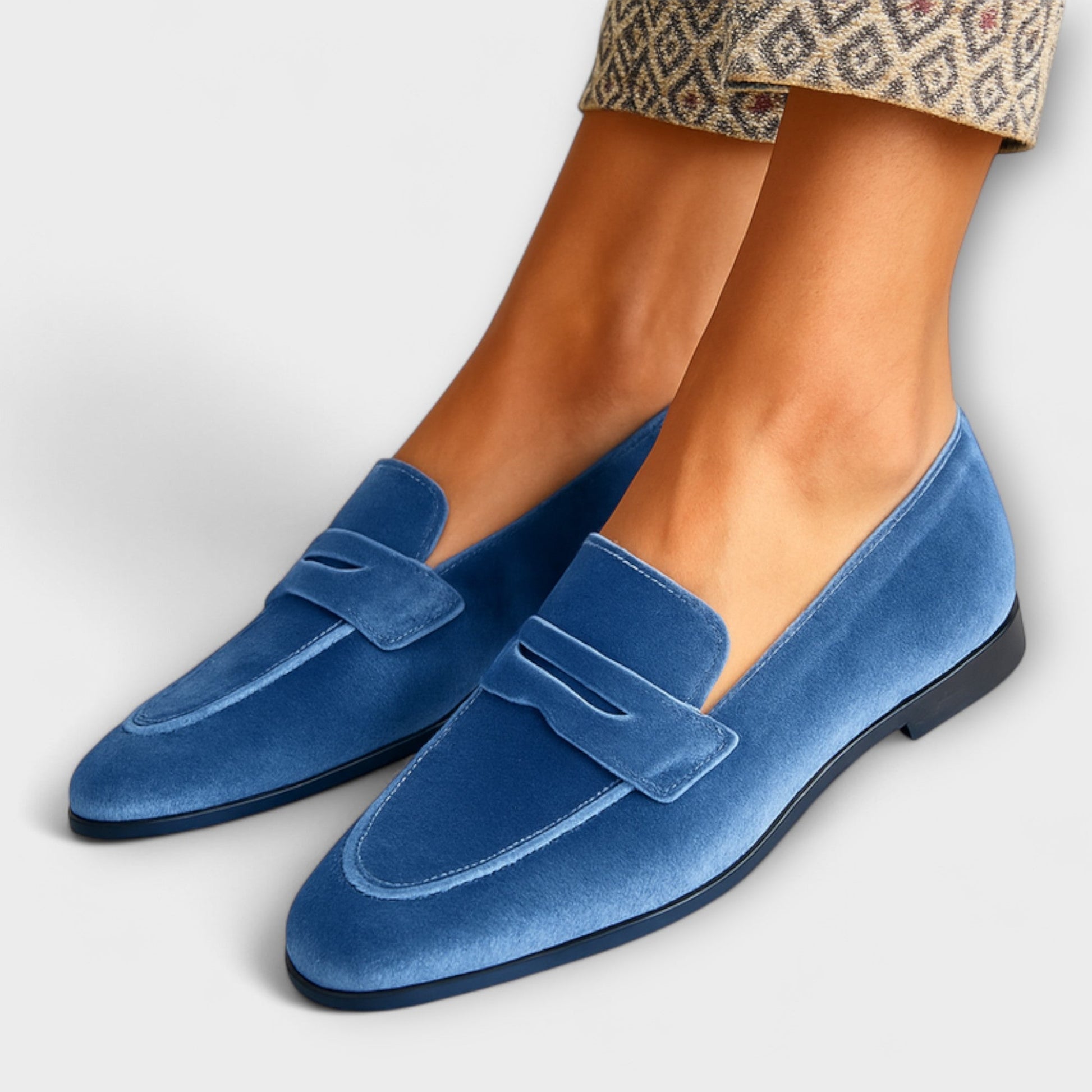 Louise – Elegant Soft Velvet Loafers