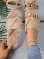 CAMILLA | COMFORTABLE CRISS-CROSS FLAT SANDALS