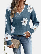 Charlotte | Timeless V-Neck Floral Sweater