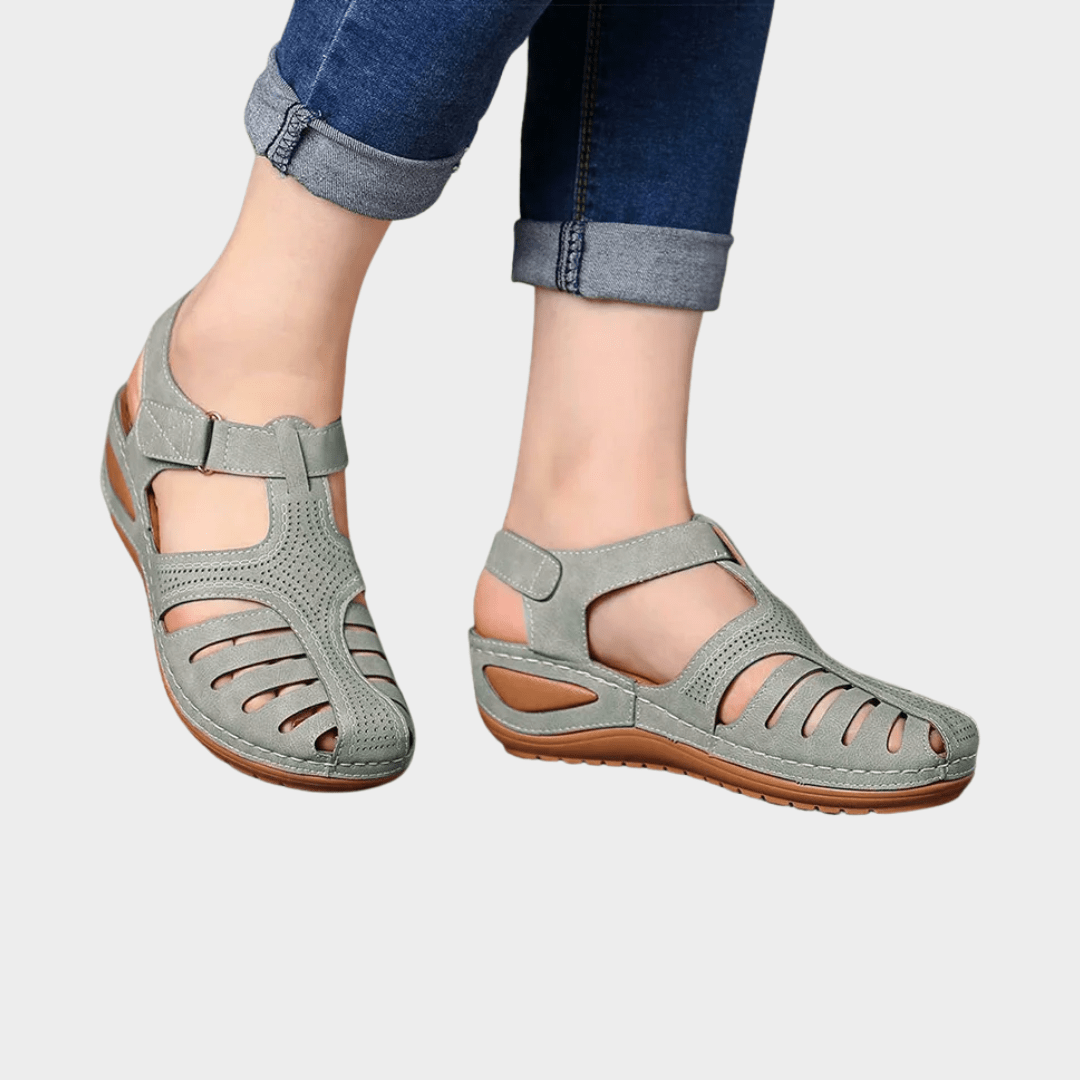 ELVIRA | CLOSED ORTHOPEDIC SANDALS