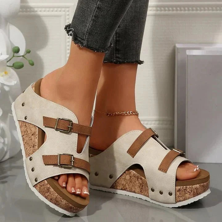 LARA | ORTHOPEDIC WEDGE-HEELED SANDALS