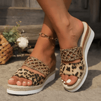 MADDISON | LIGHTWEIGHT LEOPARD PRINT SANDALS.